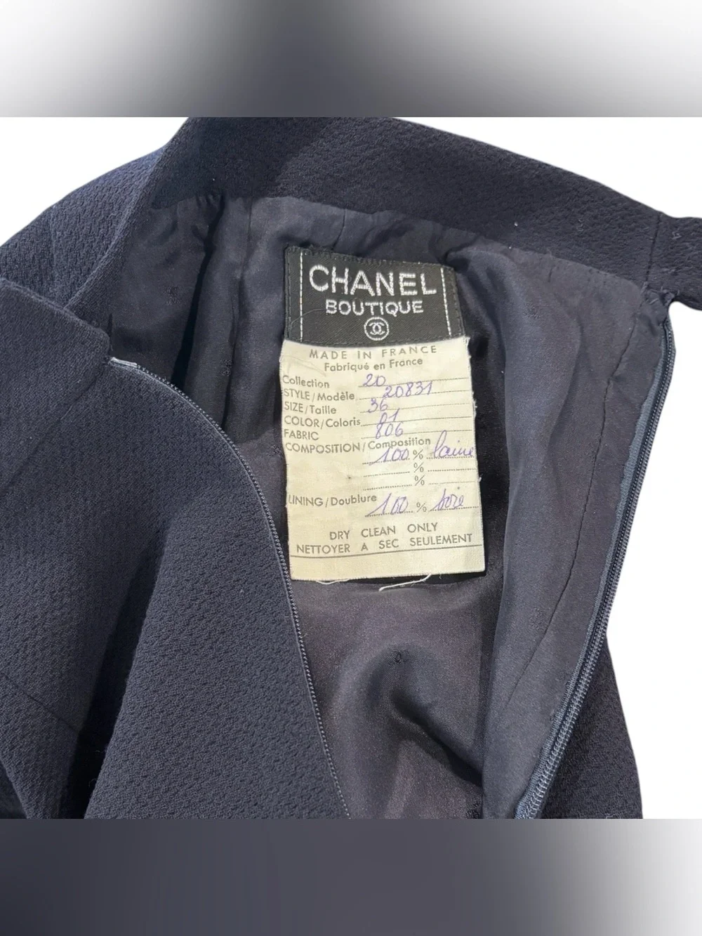 Chanel Authentic Dark Navy Blue Vintage 100% Wool Skirt Size 36 or US 4/6